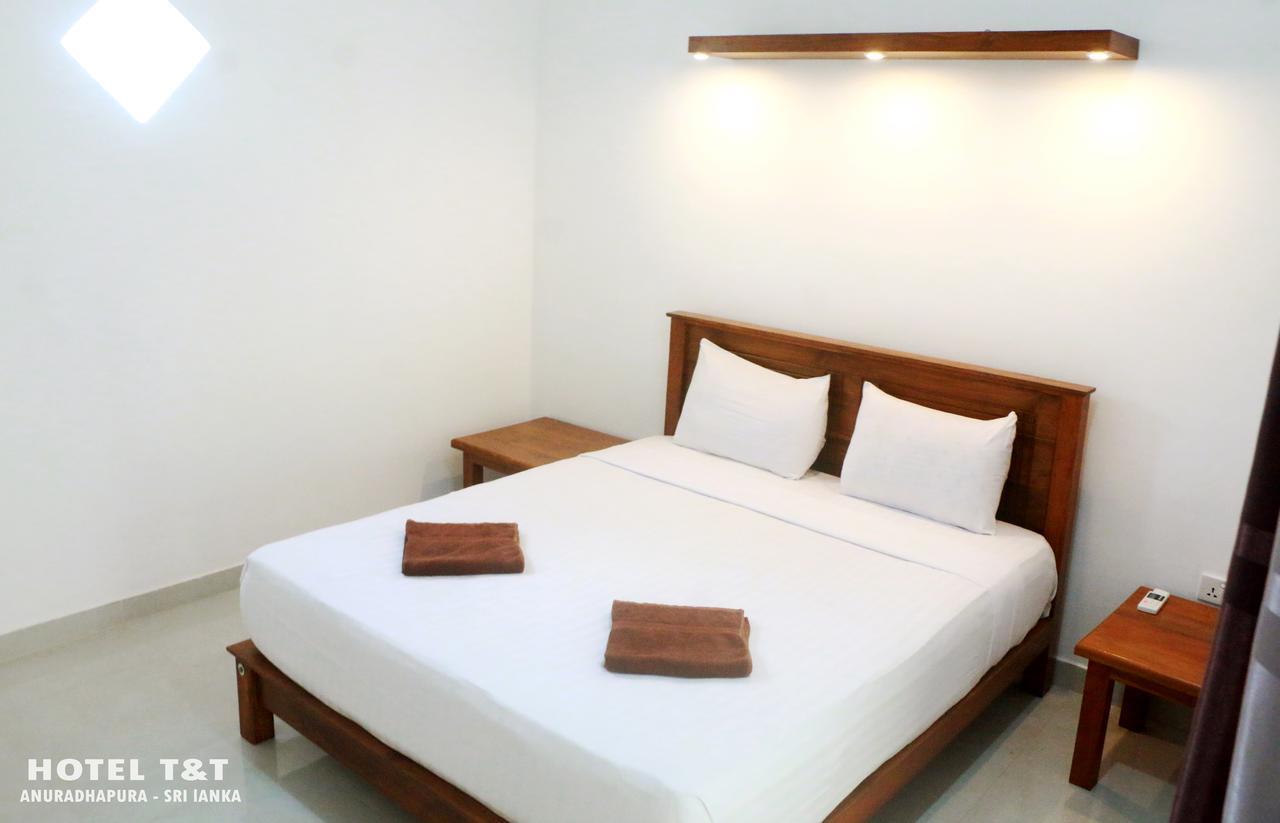 Hotel T&T Anuradhapura Exterior foto