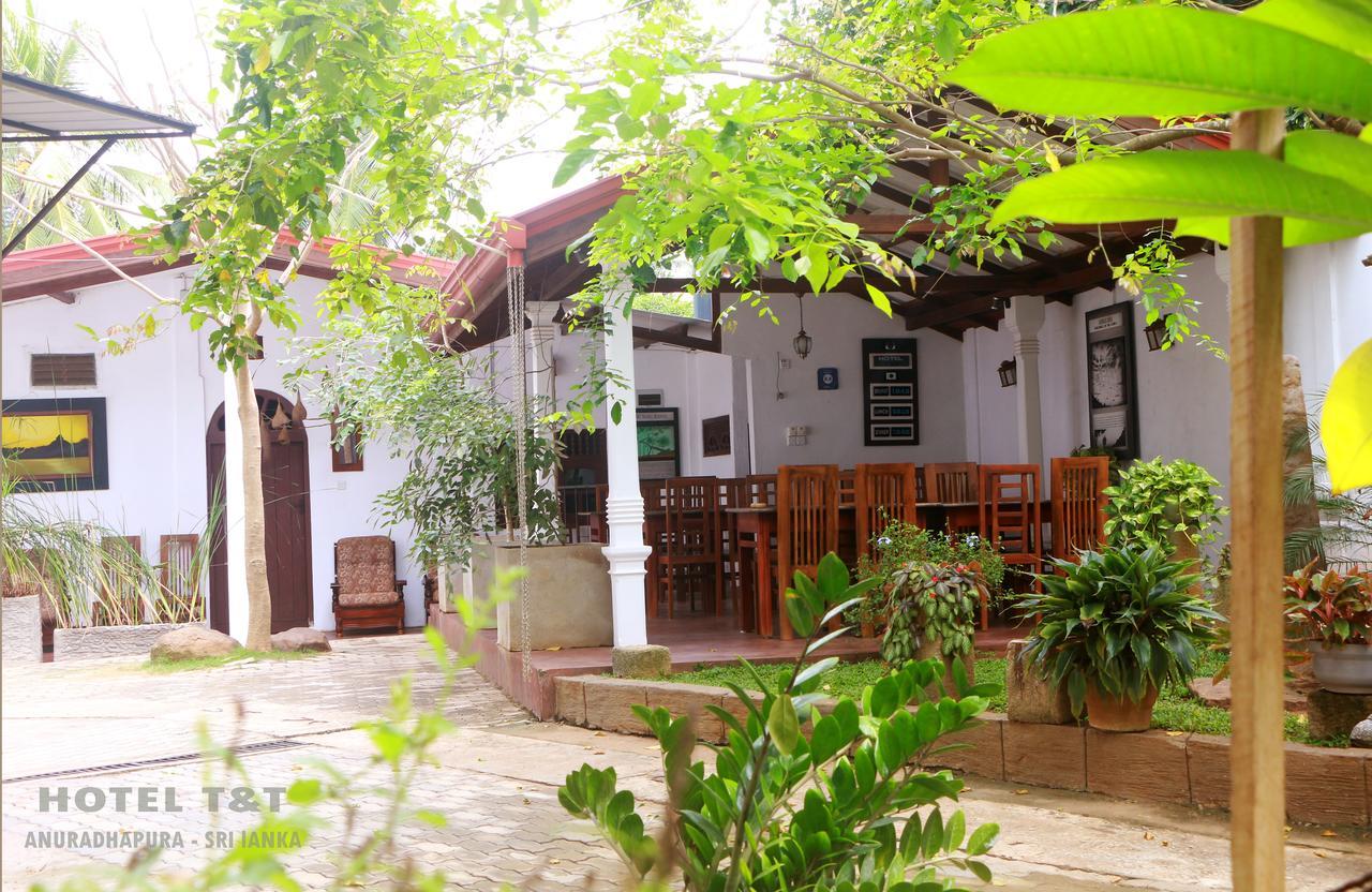 Hotel T&T Anuradhapura Exterior foto
